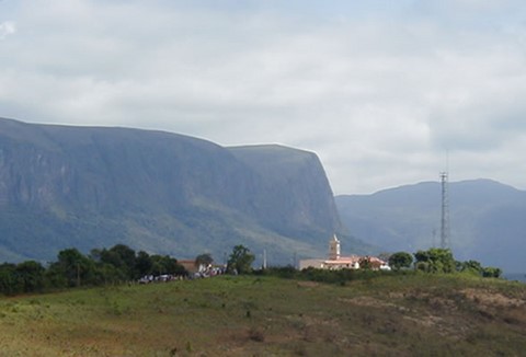 São José do Barreiro e a Serra
