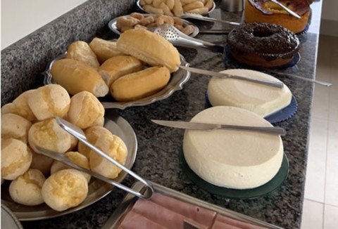 Pousada Fazenda na Serra da Canastra - Queijo Canastra e Pão de Queijo